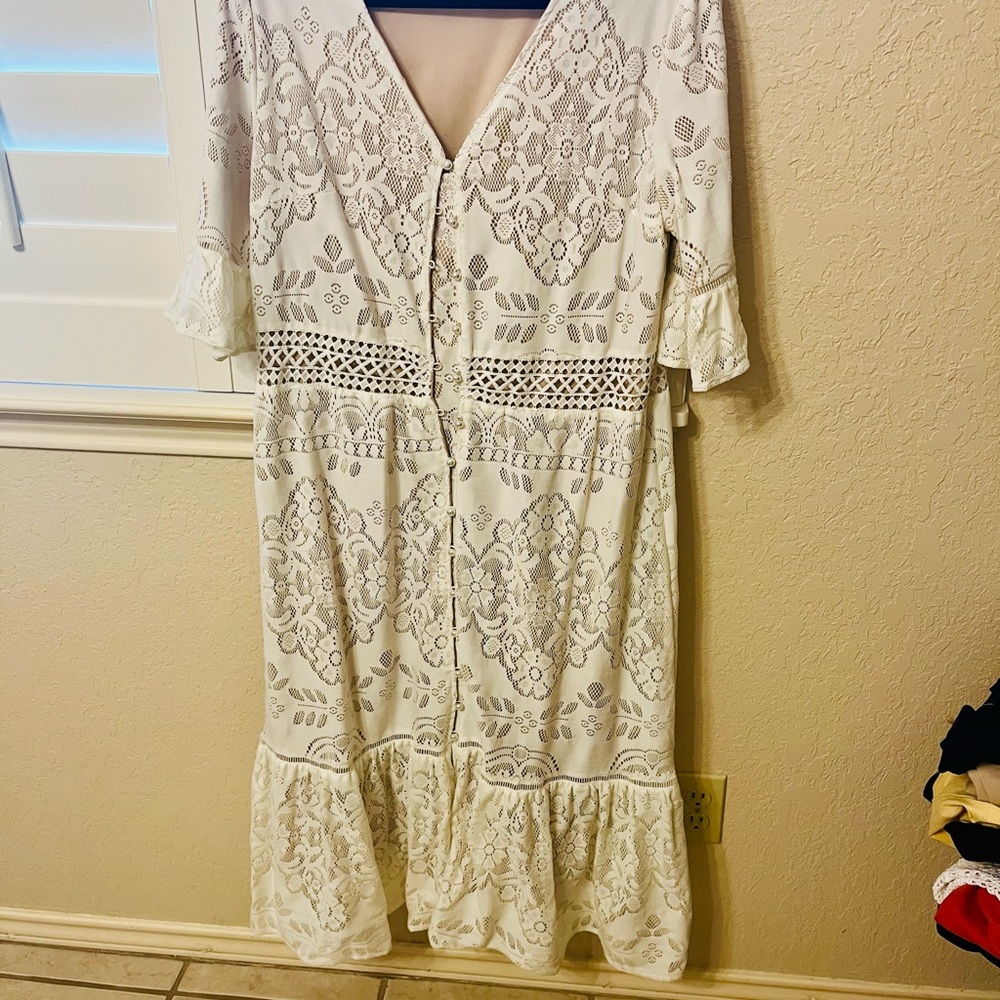 Ivy City Co Cream Flutter Sleeve Sundress